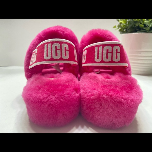 NEW UGG Women's Oh Yeah Slide in Plushy Soft Slide Sandals - Picture 4 of 9
